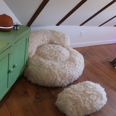Creative Private Attic 1Br Suite Honey Brook المظهر الخارجي الصورة