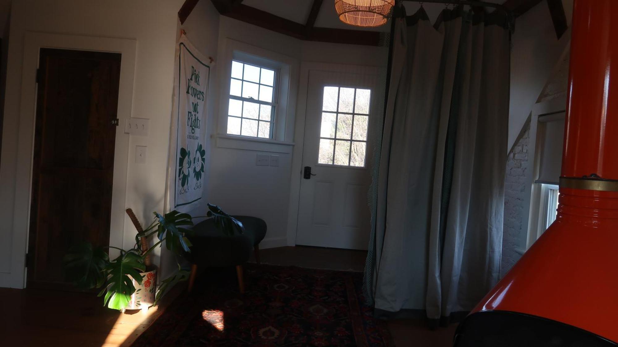 Creative Private Attic 1Br Suite Honey Brook المظهر الخارجي الصورة